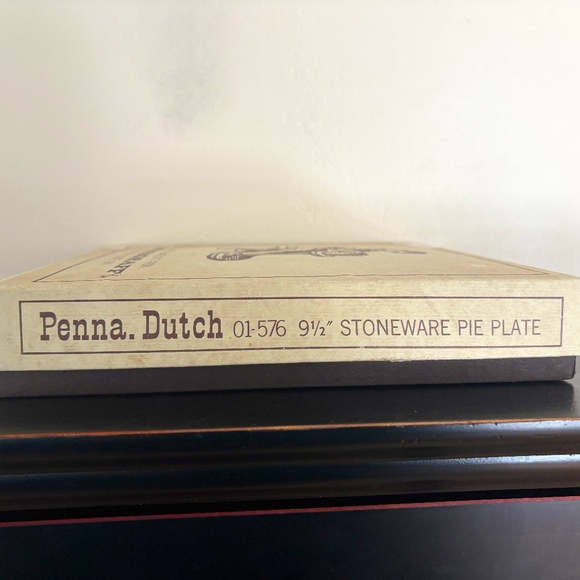 Pfalzgraff Pennsylvania Dutch ceramic/stoneware pie plate; Vintage/NIB - Picture 2 of 8